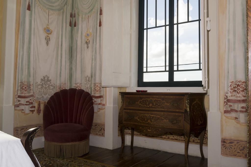 Hôtel Solar Romantico Anno 1850 Al à Torres Novas Chambre photo